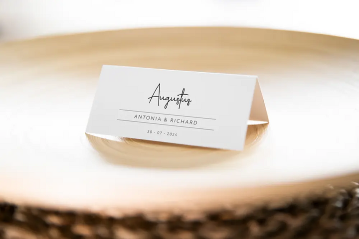 Place cards Signature